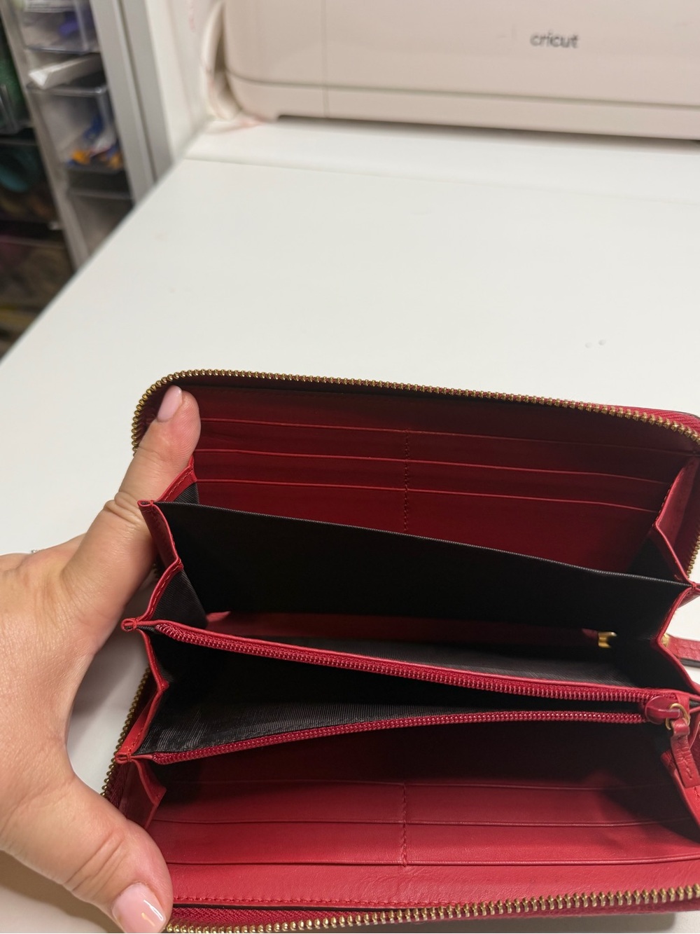 Gucci Beige GG Supreme Wallet with Pink Cat Patch - Picture 8 of 9